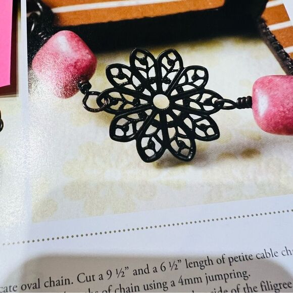 Bundle of 16 Brass Filigree Butterflies/Jewelry Making - Picture 5 of 9